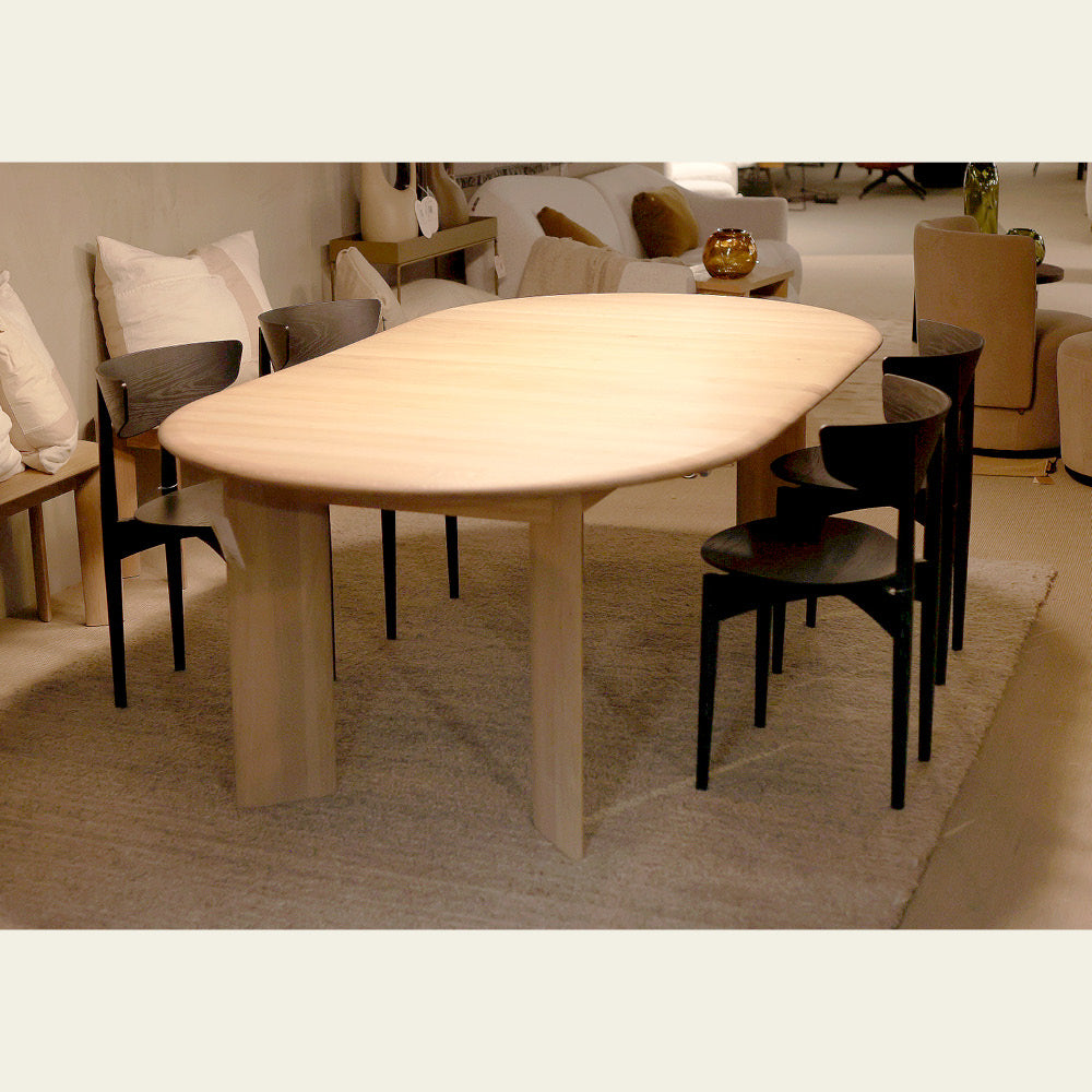 EXPO Ferm Living BEVEL dining table with HERMAN chairs (4x)