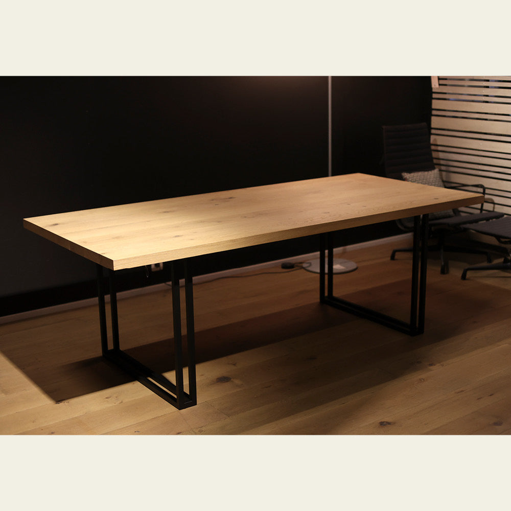 EXPO Vincent Sheppard ACHILLE dining table